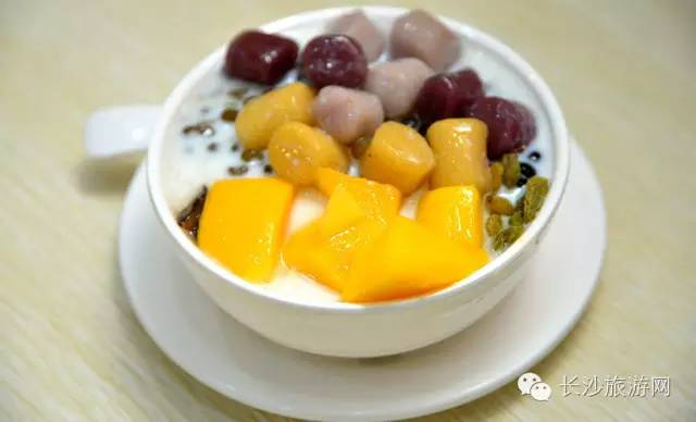 新鮮甜品推薦，自然美景下的甜蜜味蕾之旅