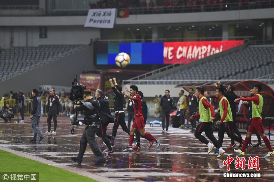 科技巨擘上海上港展現(xiàn)超凡實力，引領(lǐng)未來潮流的比賽結(jié)果