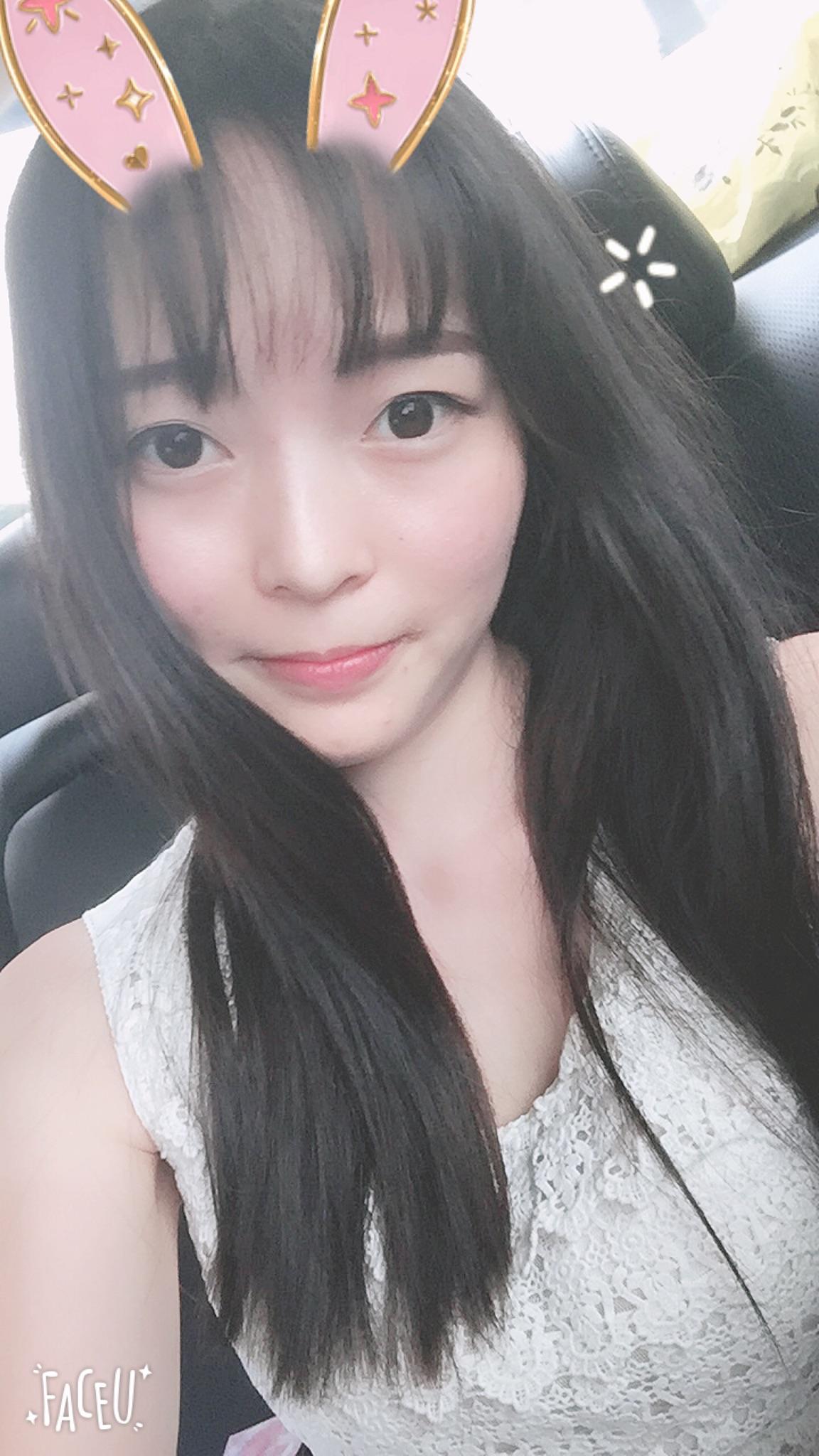 揭秘學(xué)歷低卻閃耀熒屏的90后明星群體?