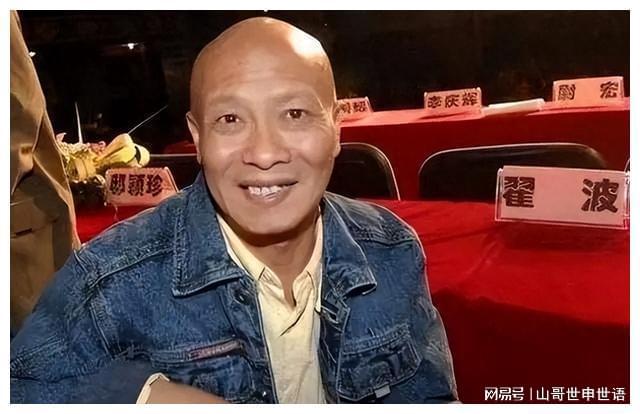 老演員離世名單圖片與小巷特色小店的歲月回憶