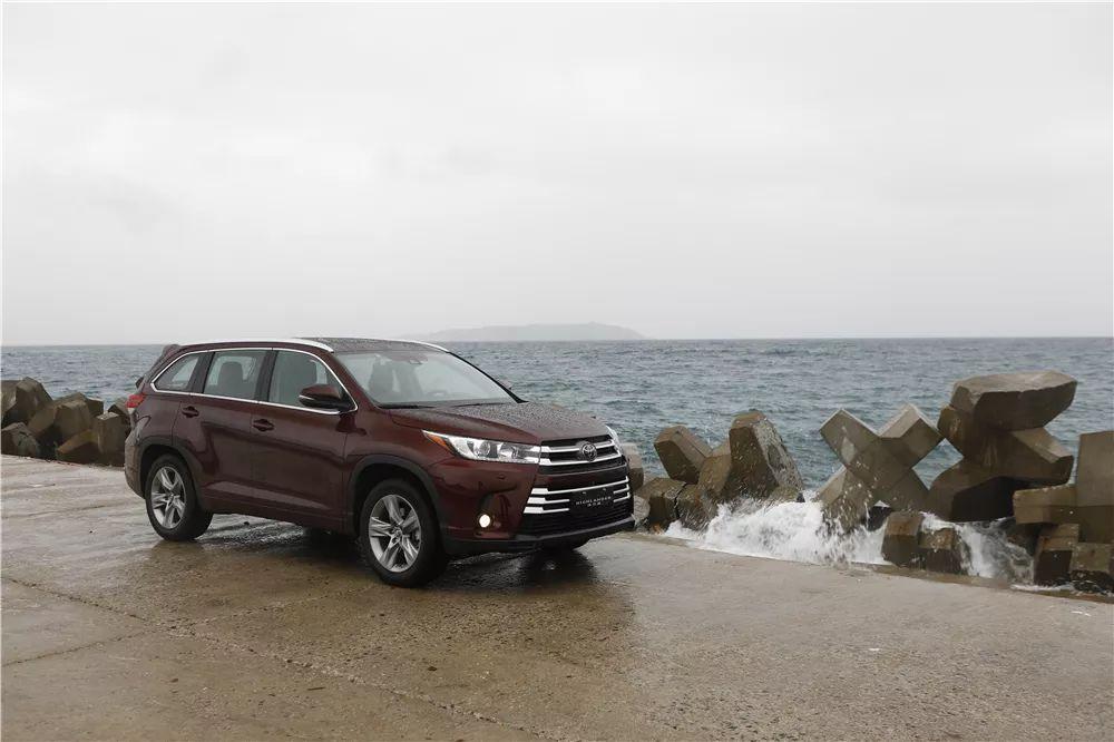 最新熱點(diǎn)推薦，熱門(mén)資訊一覽無(wú)余