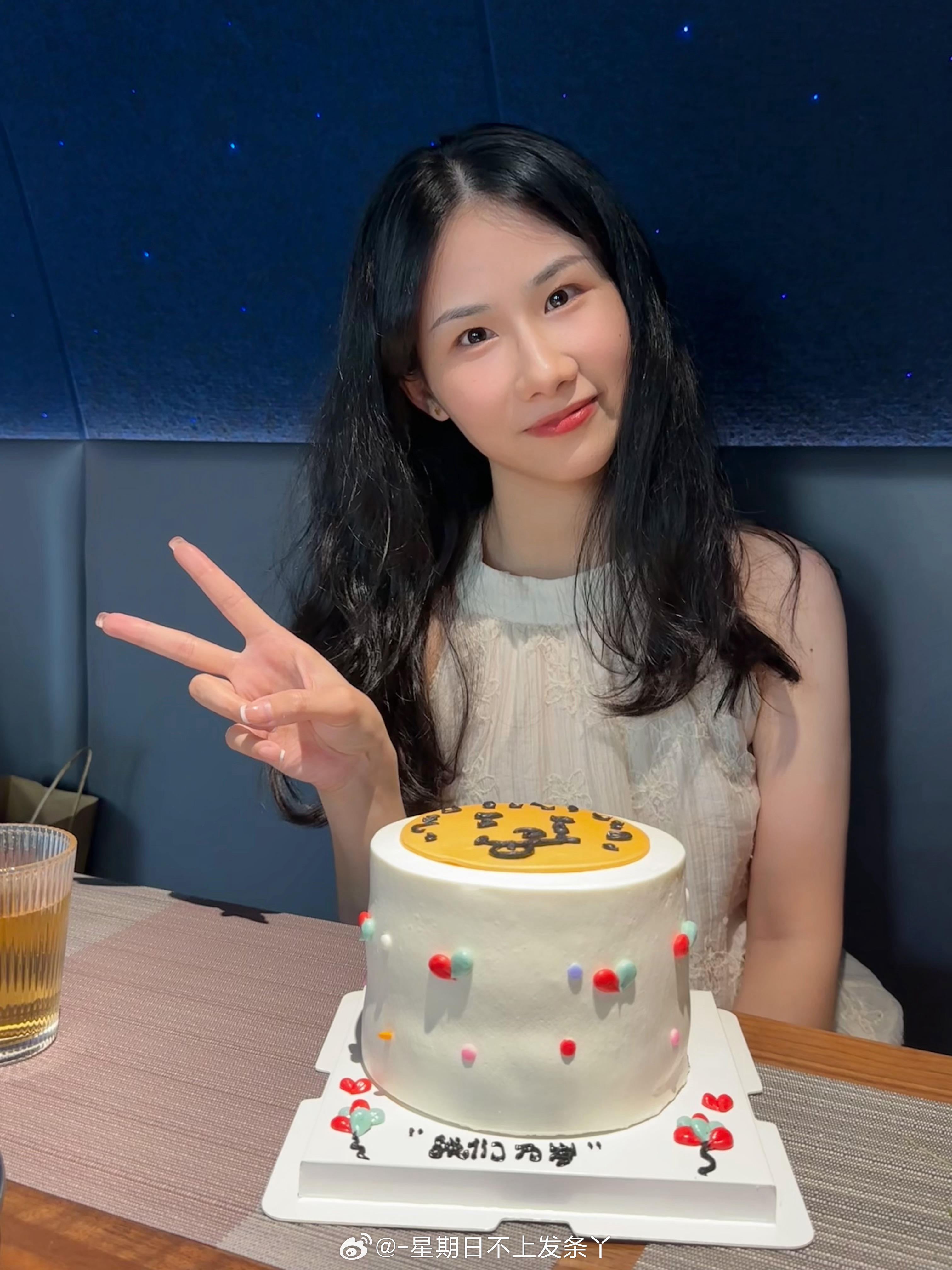 “觀看最新一期內(nèi)容”,觀看最新一期內(nèi)容，娛樂、教育與科技的交融