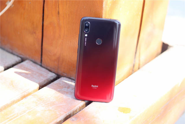 紅米7上市，與時(shí)俱進(jìn)，引領(lǐng)學(xué)習(xí)新紀(jì)元潮流！