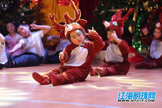 圣誕節(jié)最新舞蹈，躍動節(jié)日的旋律