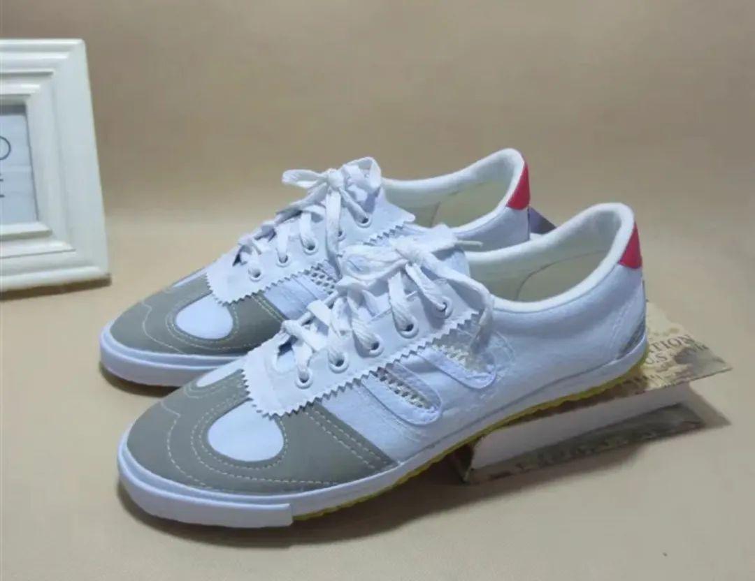 賽場(chǎng)新科技產(chǎn)品亮相，今晚排球比賽煥發(fā)科技之光