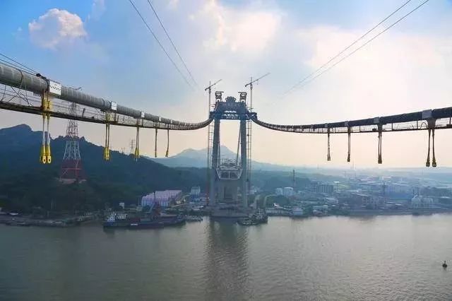 鎮(zhèn)江長(zhǎng)江大橋最新進(jìn)展，自然美景之旅的新里程碑成就揭秘！