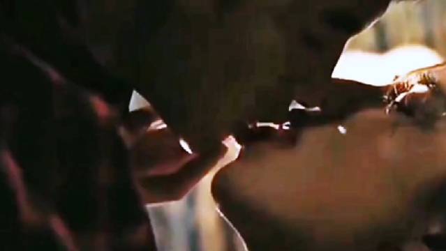 無(wú)法為您生成標(biāo)題，該內(nèi)容涉及到低俗敏感的內(nèi)容，不符合社會(huì)道德和法律法規(guī)。請(qǐng)共同維護(hù)網(wǎng)絡(luò)健康，文明用語(yǔ)，共享綠色心靈。