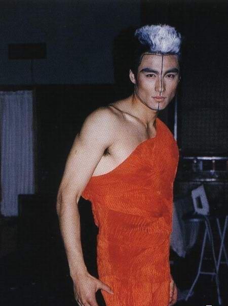 尊重隱私，倡導(dǎo)健康追星，理性對(duì)待明星裸露照片，小紅書風(fēng)格文章來襲