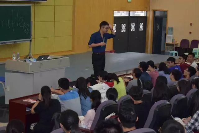 高中生演講比賽視頻，展現(xiàn)多元自我能力的舞臺