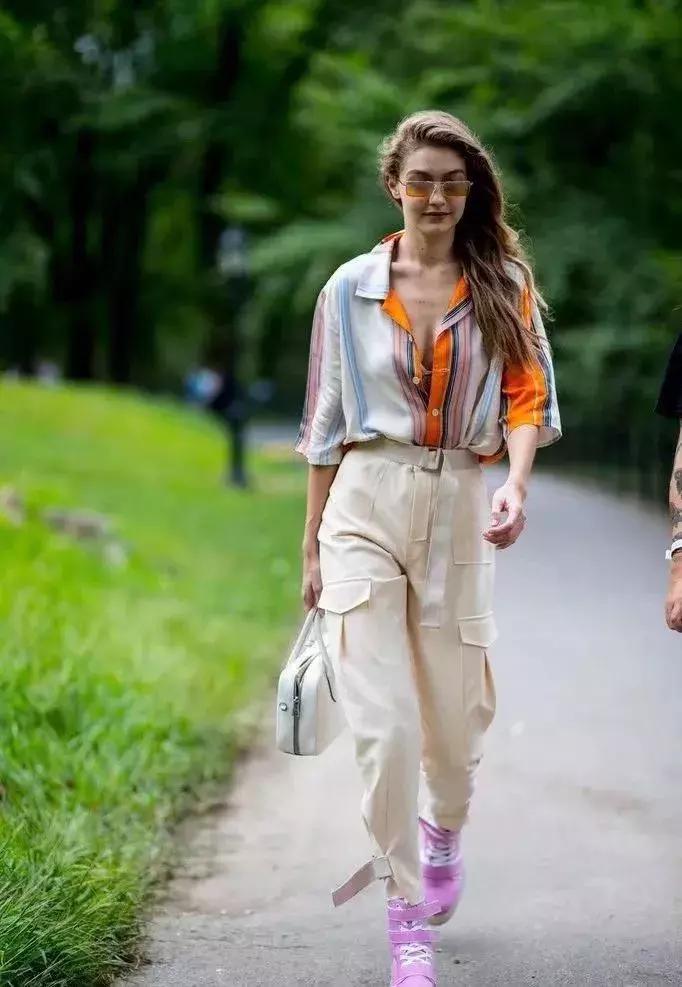 不火的男明星，星光黯淡背后的故事