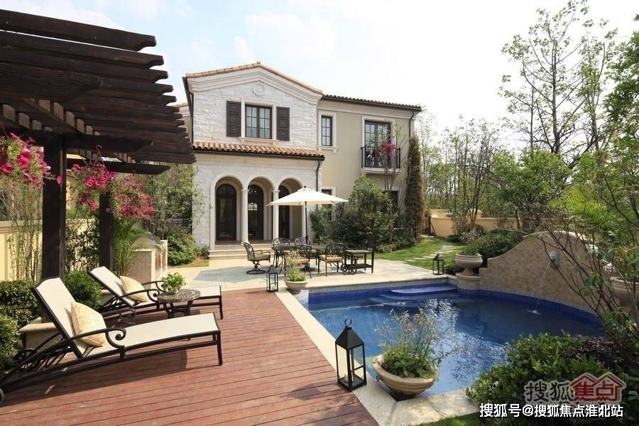 杭州別墅價(jià)格，學(xué)習(xí)、變化中的豪宅之旅成就夢(mèng)想