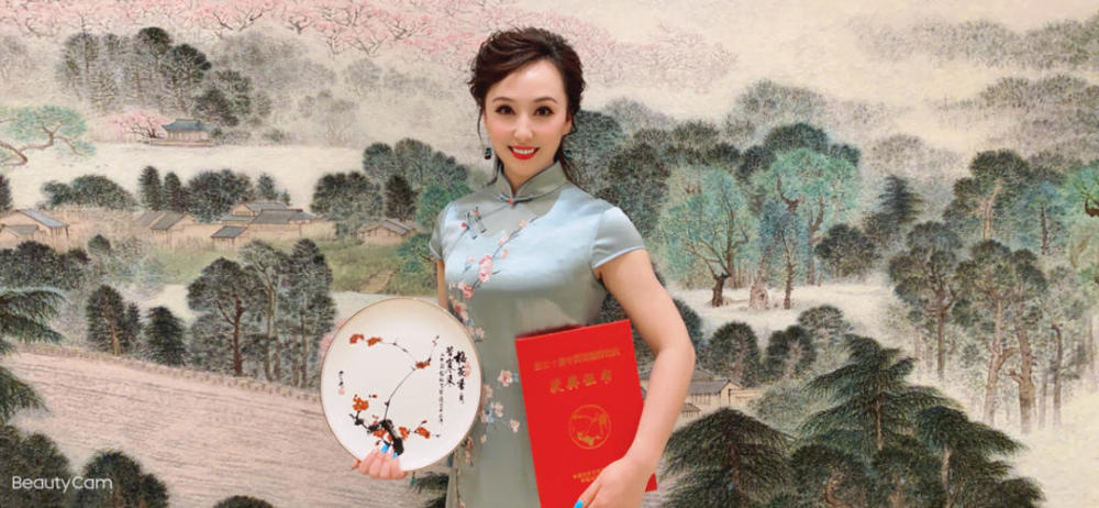 張燕演員，星光熠熠，演技非凡