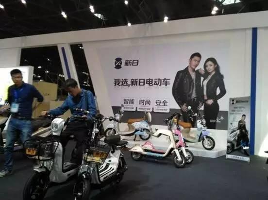 新日新款電動車，革新雙刃劍效應(yīng)下的市場挑戰(zhàn)與機遇