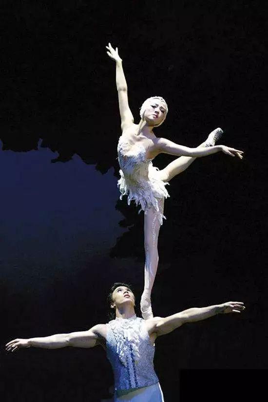 演員蕾，熒幕上的璀璨之星傳奇