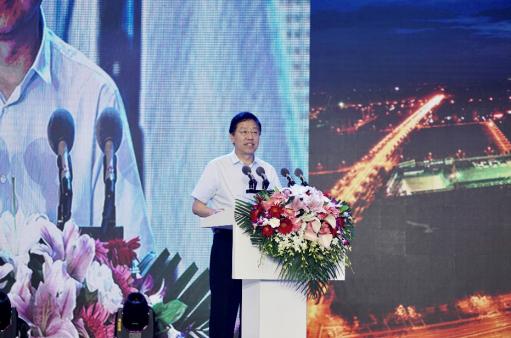 八年成長路，愛的陪伴與上市之旅