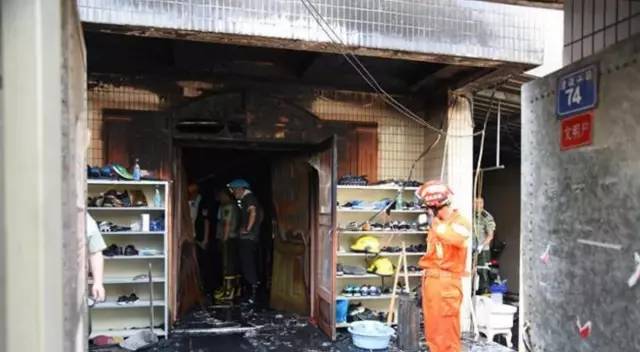 常熟大火最新進(jìn)展，變化中的力量，希望之光閃耀城市之夜