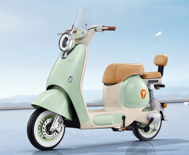 雅迪冠能電動(dòng)車(chē)價(jià)格，市場(chǎng)定位與消費(fèi)者立場(chǎng)的深度探討