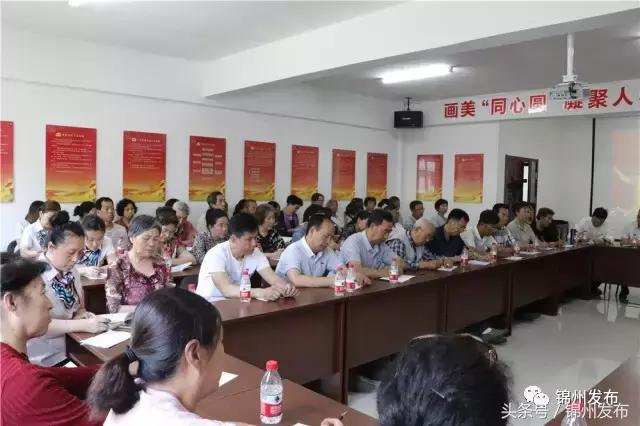 2025年黨課教程，高科技產(chǎn)品引領(lǐng)新時(shí)代，智能生活的探索之旅