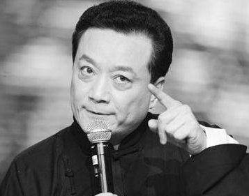 小品演員王平與小巷中的獨(dú)特風(fēng)味，隱藏版特色小店的探索之旅