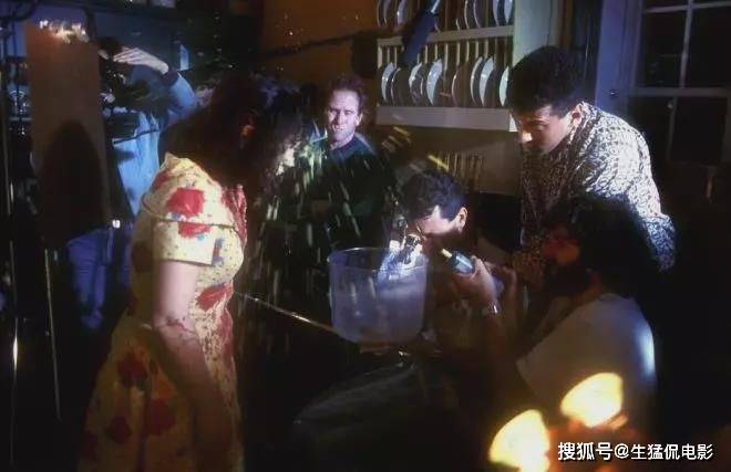 電影之夜，友情與回憶的碰撞，慎入十大特別黃的電影推薦（涉及敏感內容）