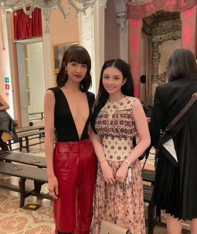 女明星內(nèi)褲照的秘密，小巷深處的時尚寶藏探索