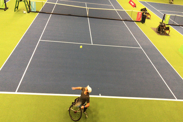 網(wǎng)球比賽得分，每一次揮拍都是自我超越的挑戰(zhàn)之路