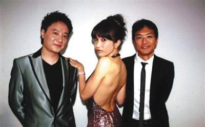 陳明道最新，小巷中的美食秘密