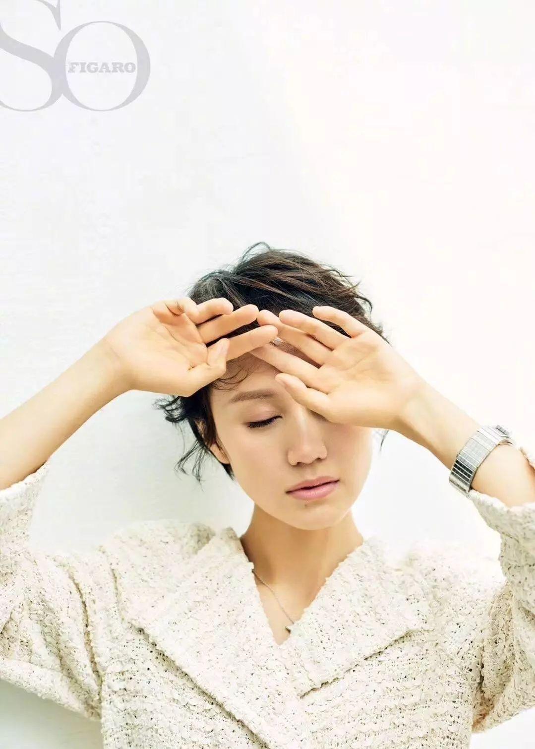 寧?kù)o短發(fā)造型照，展現(xiàn)個(gè)性魅力的時(shí)尚風(fēng)采！