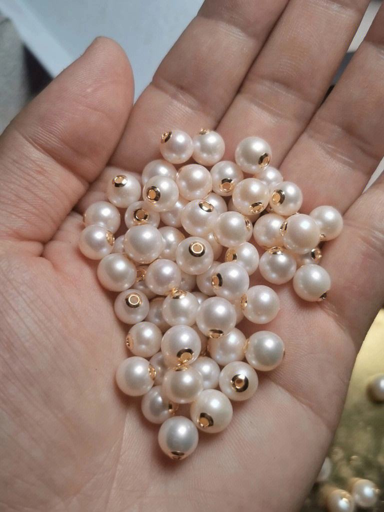 珍珠價(jià)格揭秘，多種因素決定其價(jià)值