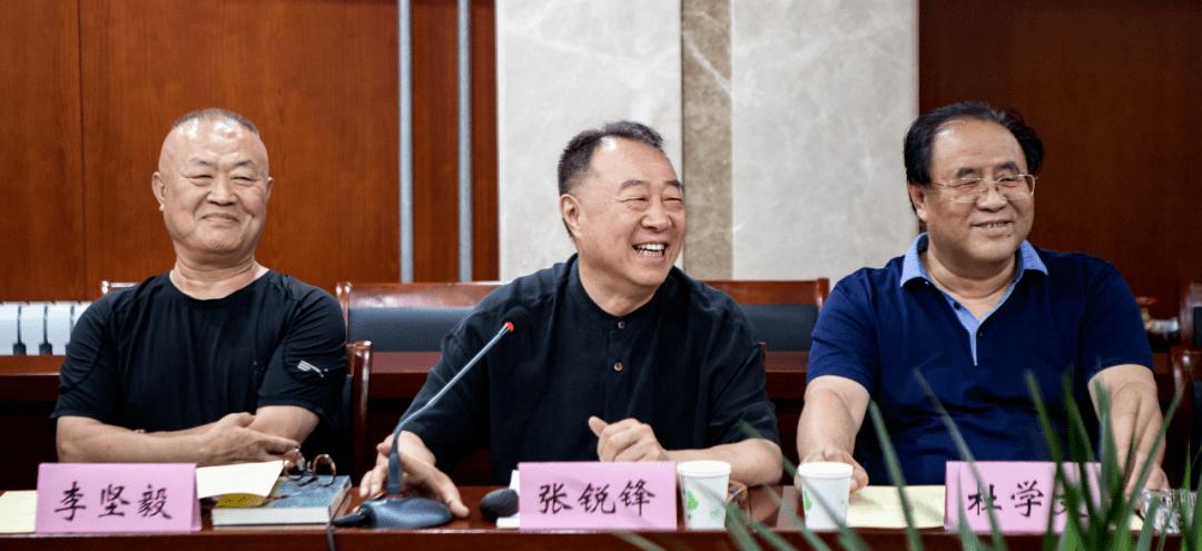 馮其庸書法作品市場行情最新動態(tài)分析