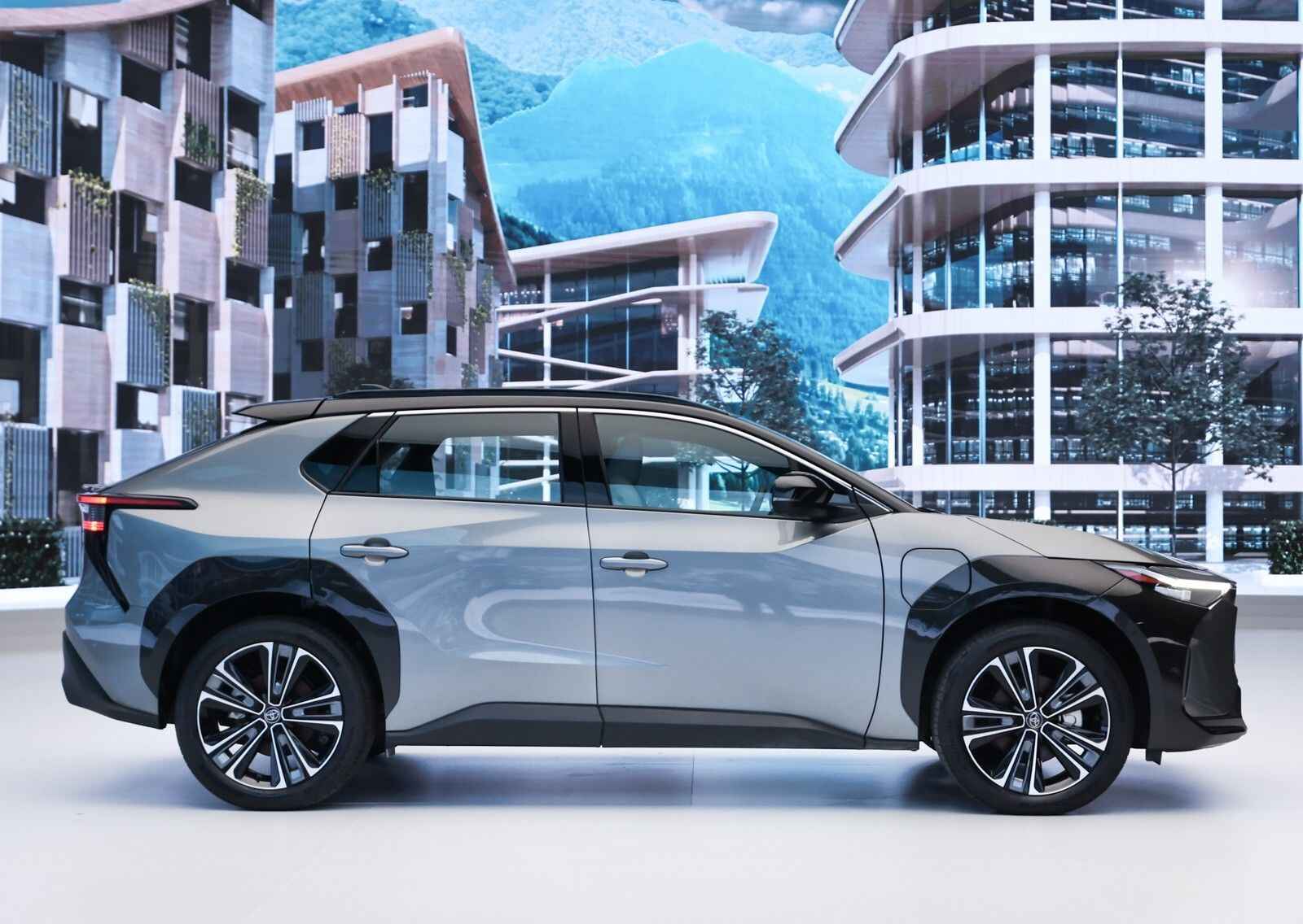 豐田SUV最新款詳解，選擇、了解與購(gòu)買(mǎi)的詳細(xì)步驟指南