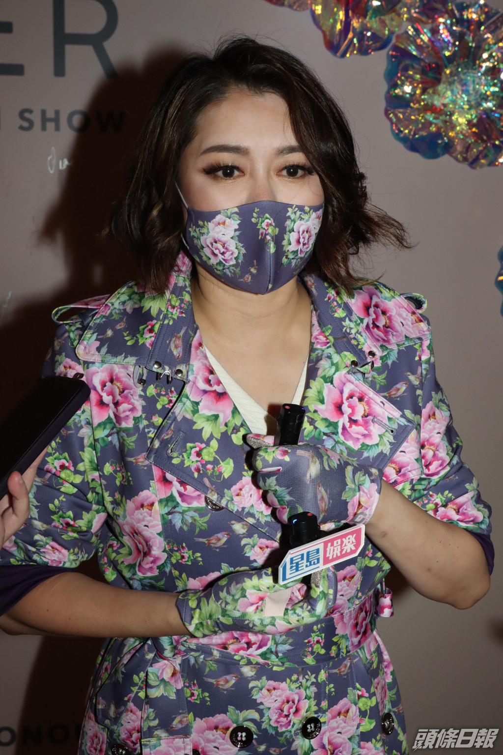 香港明星整容失敗背后的科技利器揭秘，全新智能美容儀重塑美麗新紀(jì)元！