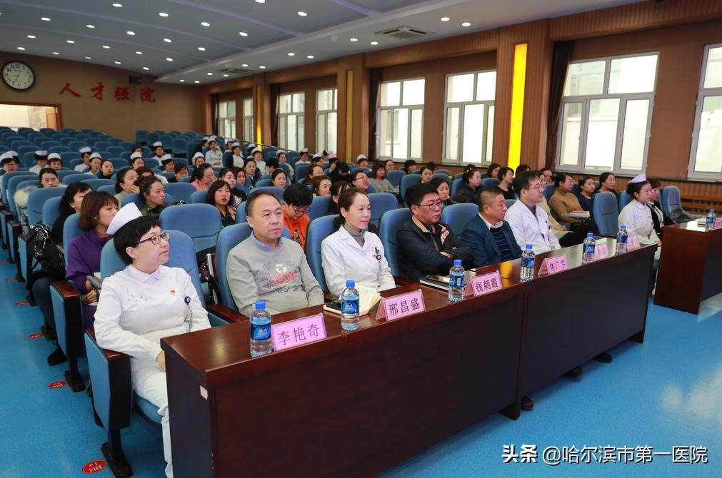 護(hù)士授課比賽，展現(xiàn)自信與成就的舞臺(tái)，點(diǎn)亮知識(shí)的燈塔