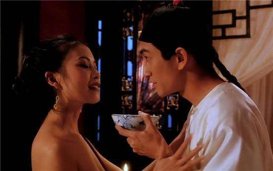 中國(guó)禁播電影，小巷深處的神秘影院探索