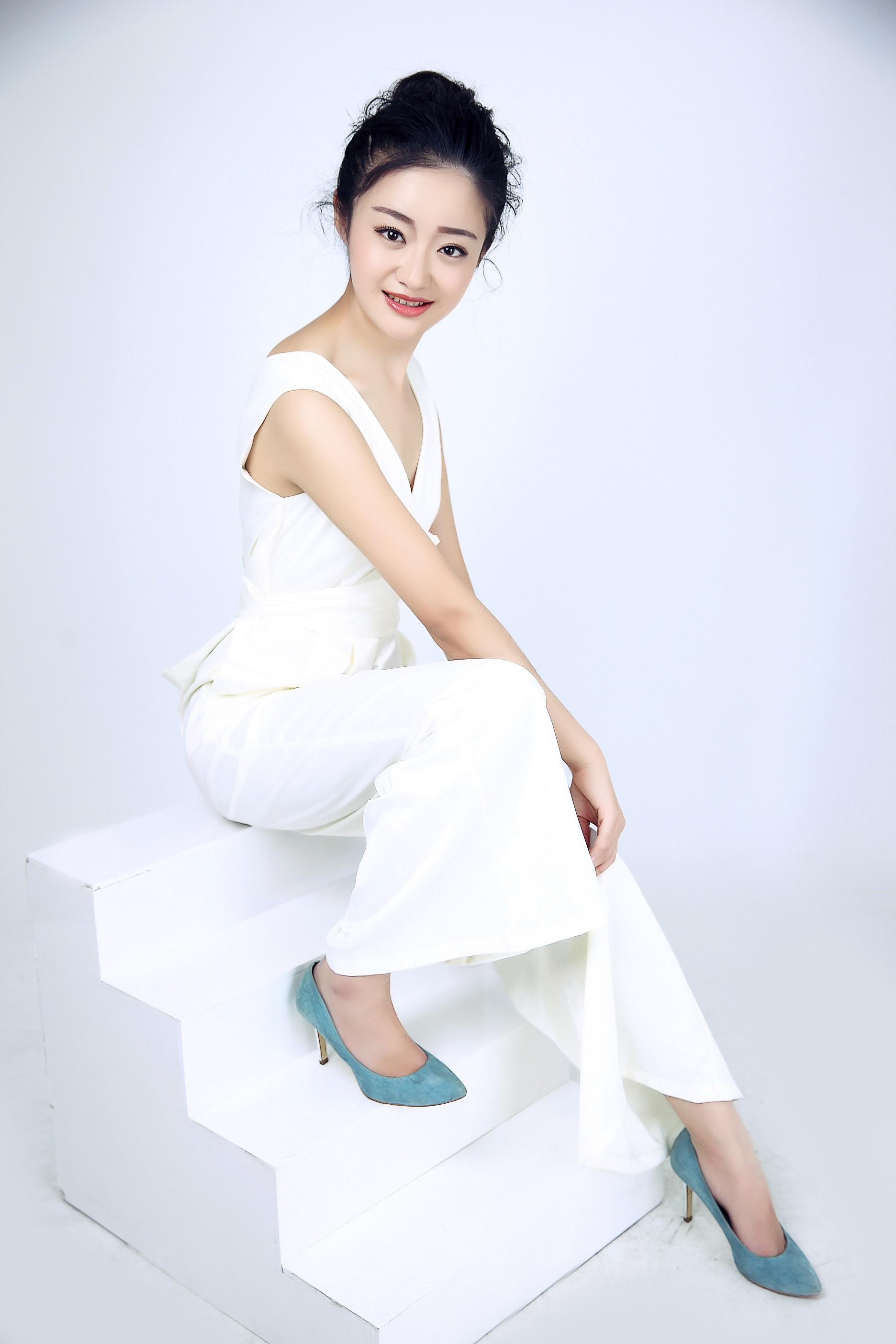 演員于倩，與自然共舞，尋覓內(nèi)心的寧靜與平和