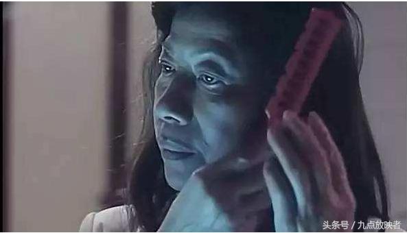 香港恐怖片演員華麗轉(zhuǎn)身，從恐懼到自信的演繹之旅