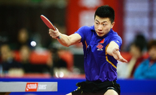 馬龍乒乓球巨星風(fēng)采與奮斗瞬間，賽場上的奮斗照片記錄馬龍風(fēng)采