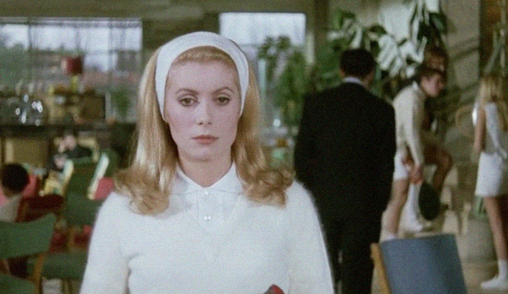 光影交織的夢(mèng)幻之旅，白晝美人電影賞析??