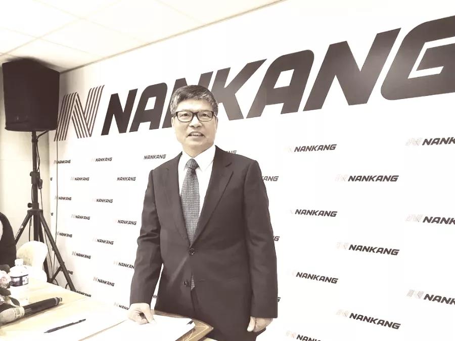 侯股票，股市風(fēng)云人物的投資洞察與策略解析