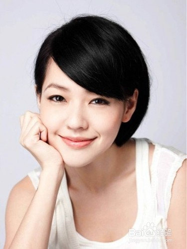 明星的短發(fā)魅力，審美變遷與個性風(fēng)采的展現(xiàn)