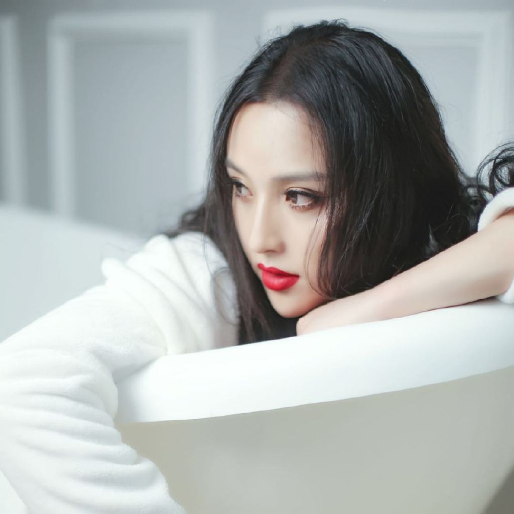 劉卡思的最新日常，友情、歡笑與家的溫馨時刻