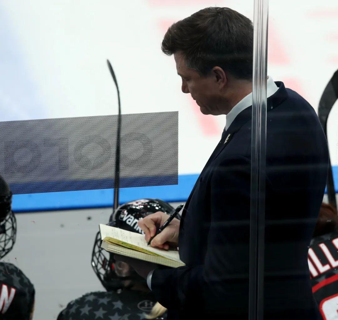 武漢萬(wàn)科主場(chǎng)探秘，小巷中的隱藏瑰寶最新消息揭秘