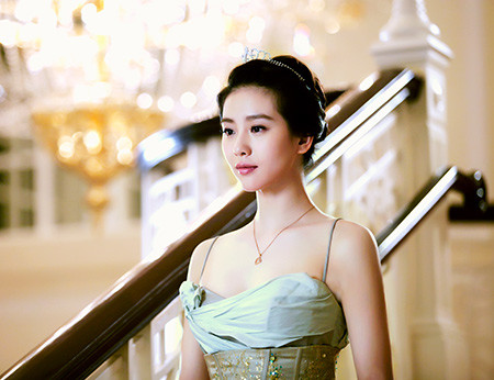 劉詩詩2025最新動(dòng)態(tài)，明星的蛻變與影響力