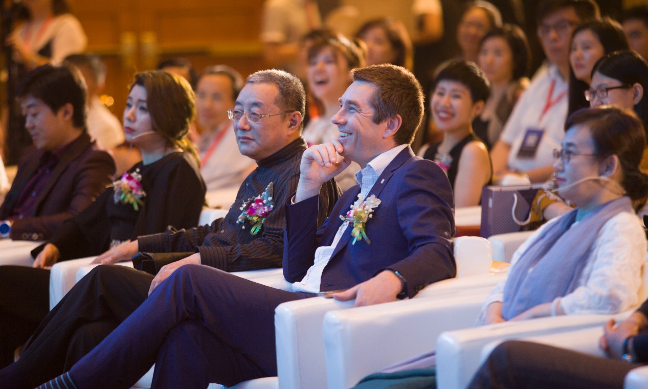 中硅融德新動態(tài)，變化中的學(xué)習(xí)之旅，自信與成就感的源泉