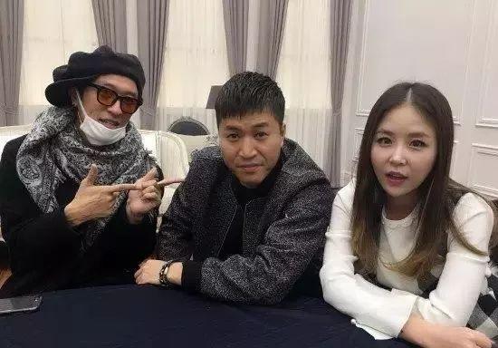 申智金鐘民最新動(dòng)態(tài)揭秘，小巷中的美食寶藏探索