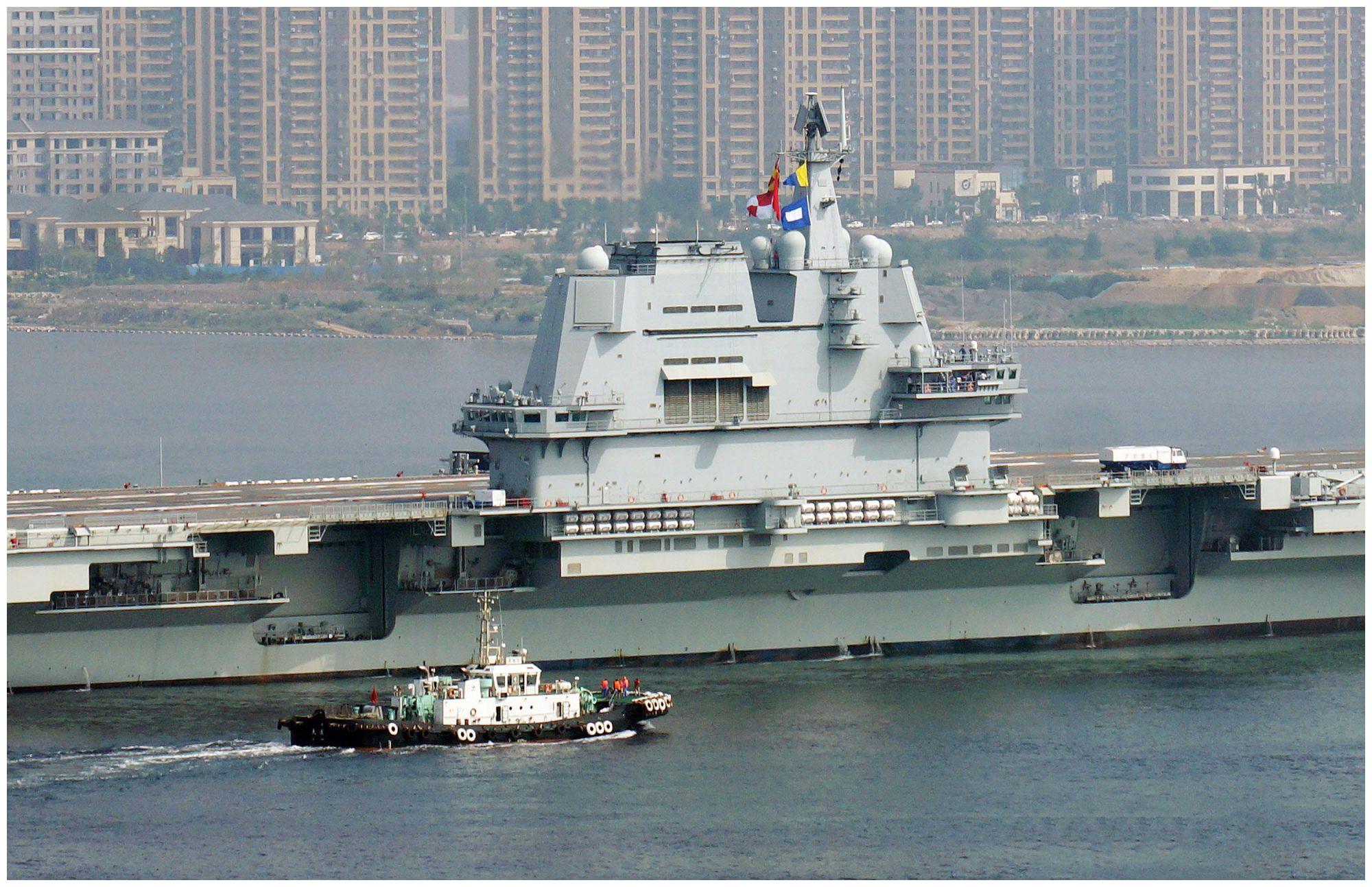 中國(guó)002型航母最新動(dòng)態(tài)，日常中的愛(ài)與陪伴，最新故事揭秘