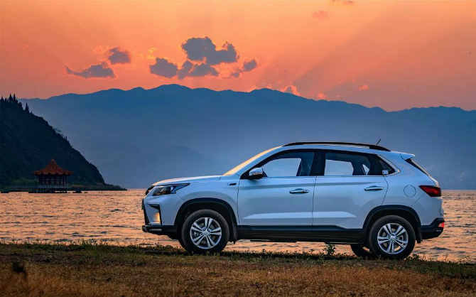 北汽幻速S5最新動(dòng)態(tài)，路上的奇遇與家的溫馨