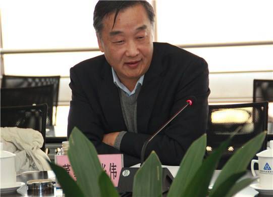 同力水泥巨頭張偉的最新動(dòng)態(tài)與行業(yè)巨頭發(fā)展聚焦