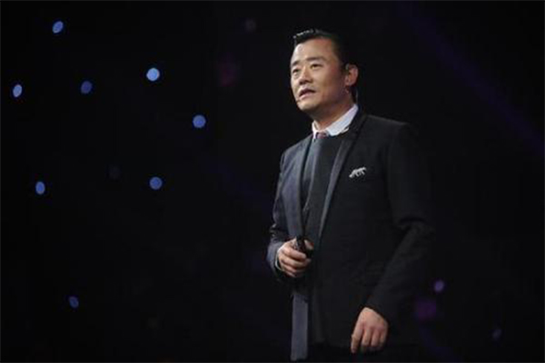 周立波開庭最新消息，科技新星引領(lǐng)智能生活體驗(yàn)新篇章