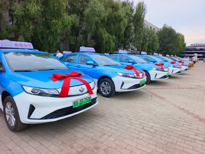 包頭出租車最新動(dòng)態(tài)，科技引領(lǐng)出行變革，重塑體驗(yàn)之旅